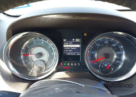 2012 Chrysler Town & Country Touring z USA, uszkodzony, nr VIN 2C4RC1BG8CR260882